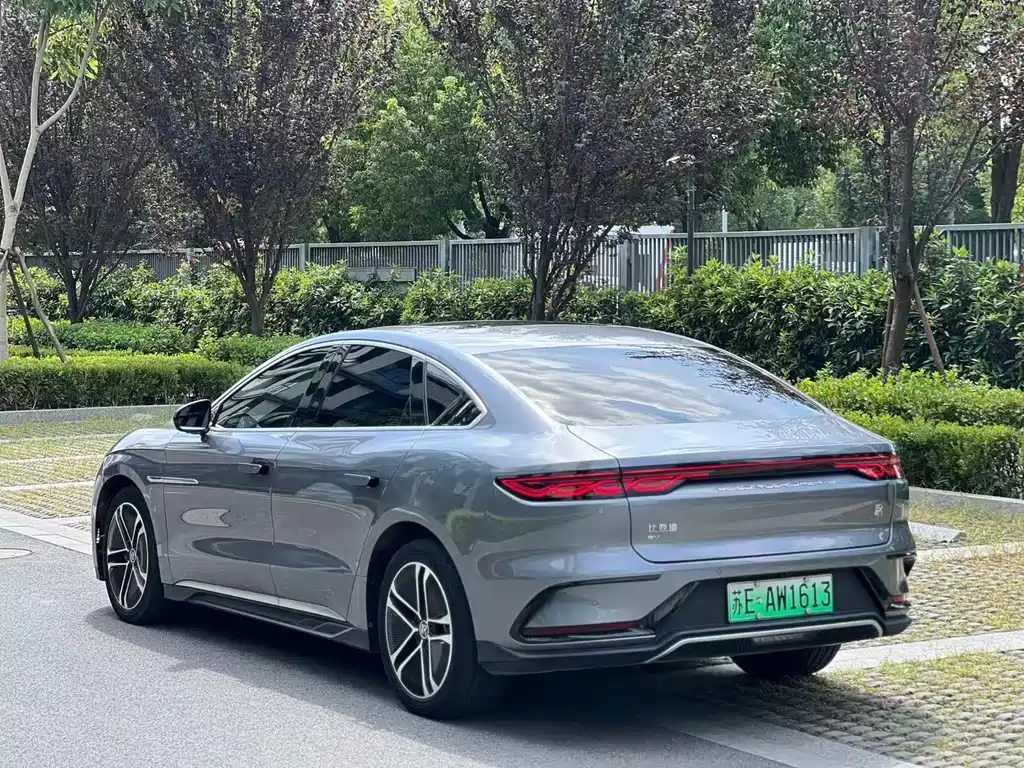 BYD Han — миниатюра 6