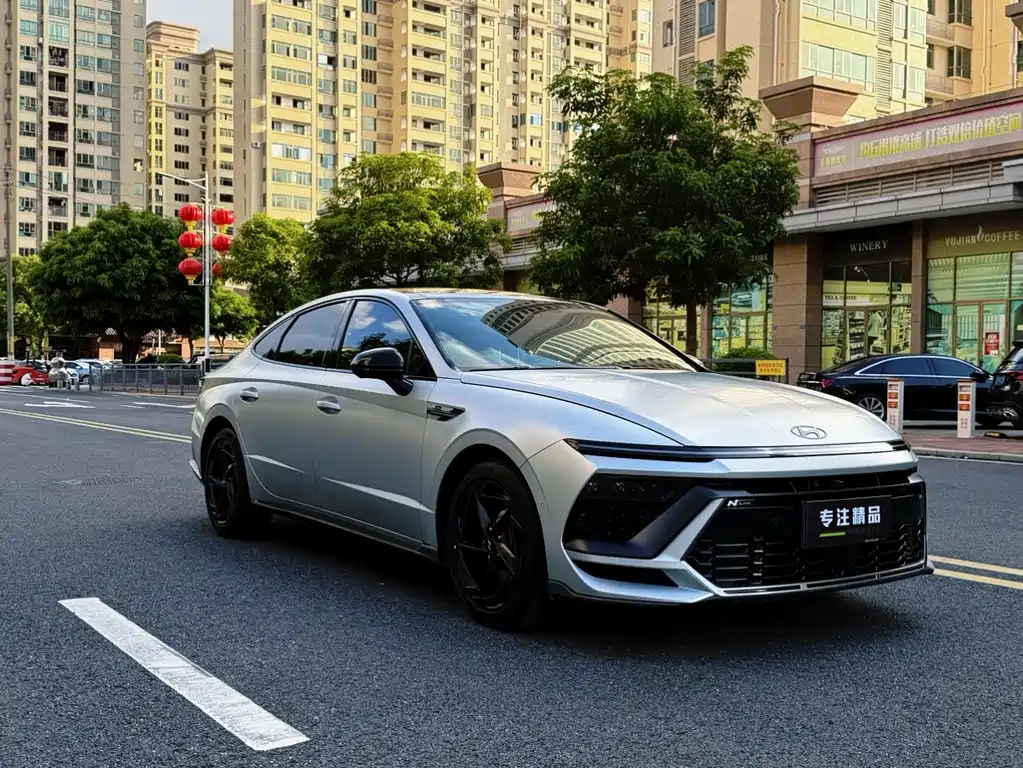 Hyundai Sonata — миниатюра 3