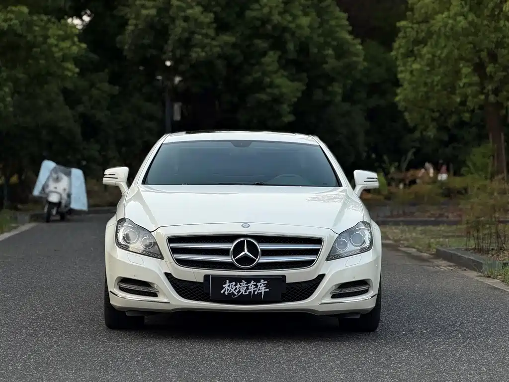 Mercedes-Benz CLS — миниатюра 2