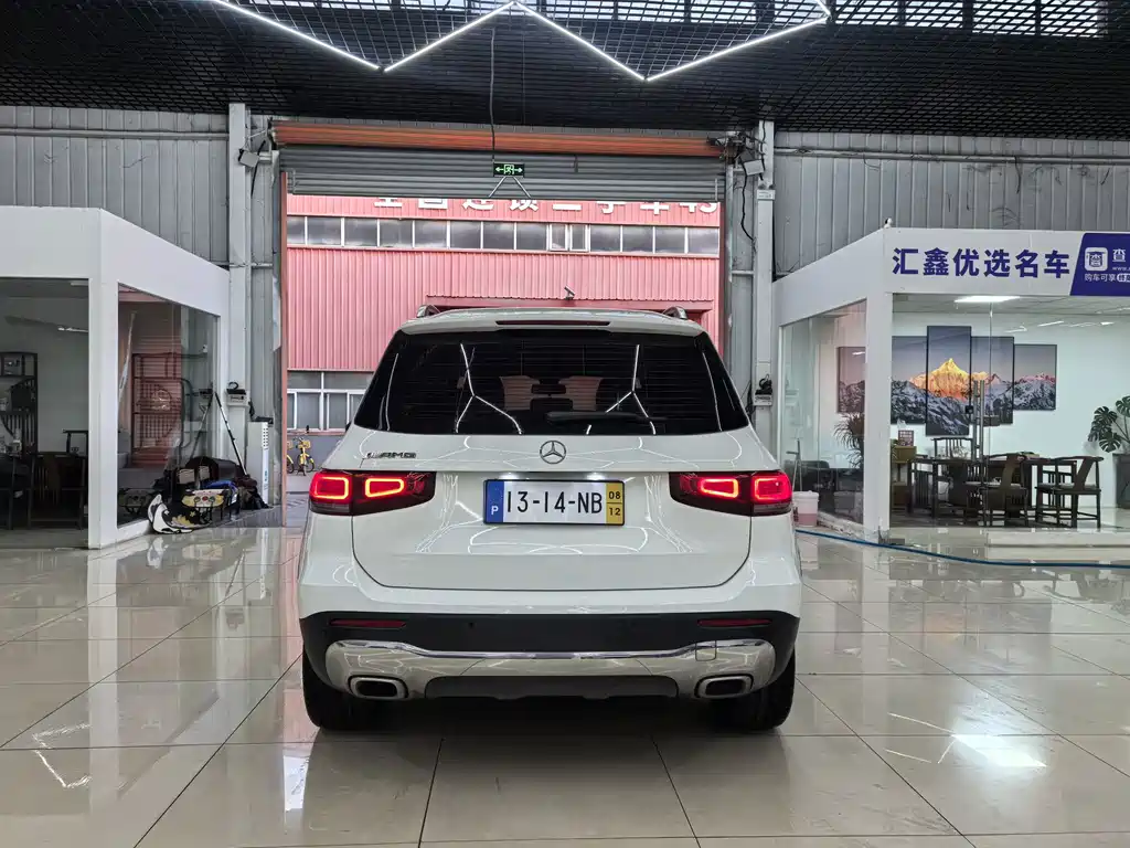 Mercedes-Benz GLB — миниатюра 22
