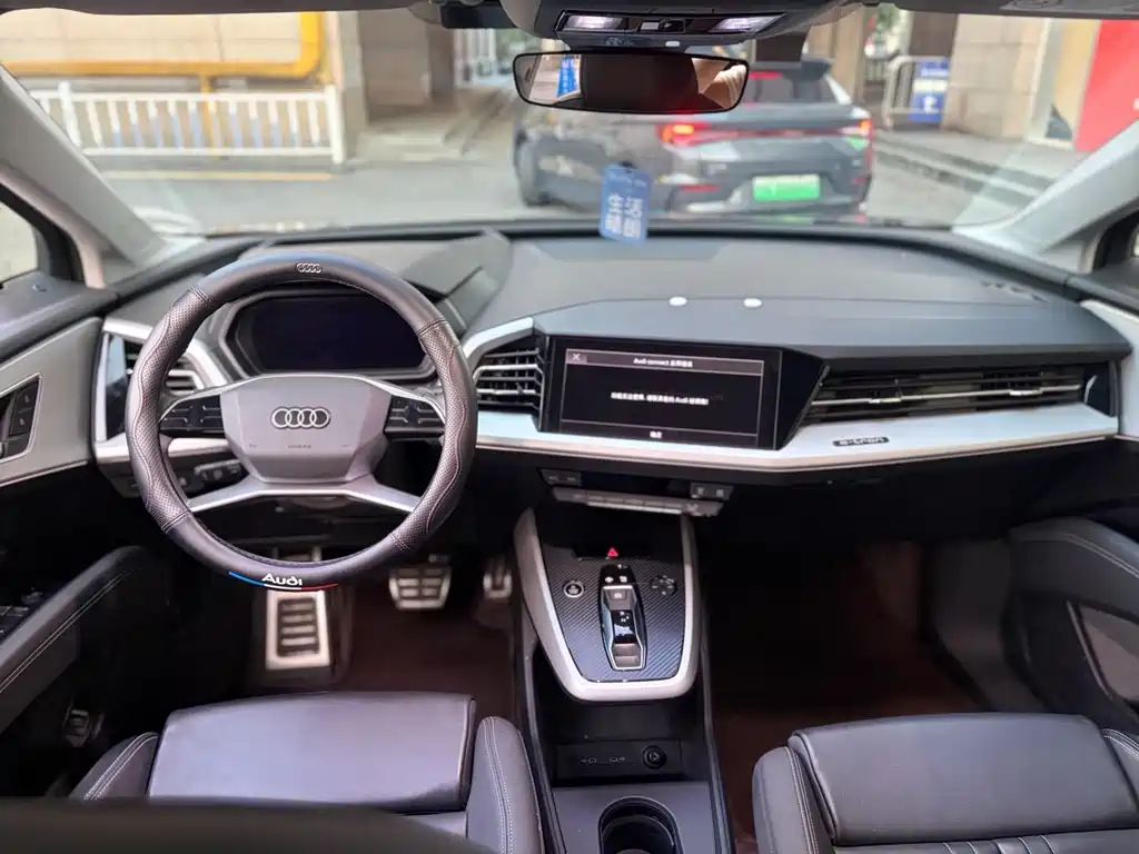 Audi Q5 e-tron — миниатюра 5
