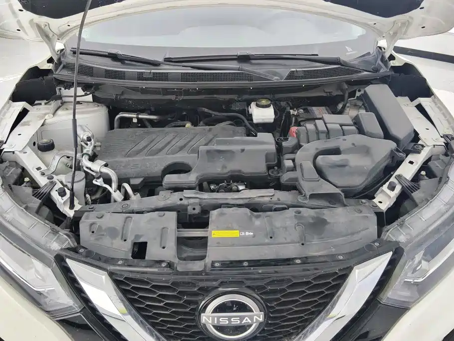 Nissan Qashqai — миниатюра 10
