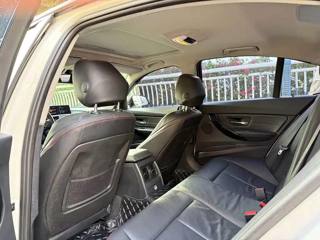 BMW 3 Series — миниатюра 9
