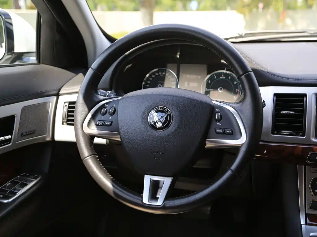 Jaguar XF 2015 XF 2.0T Sportbrake Luxury