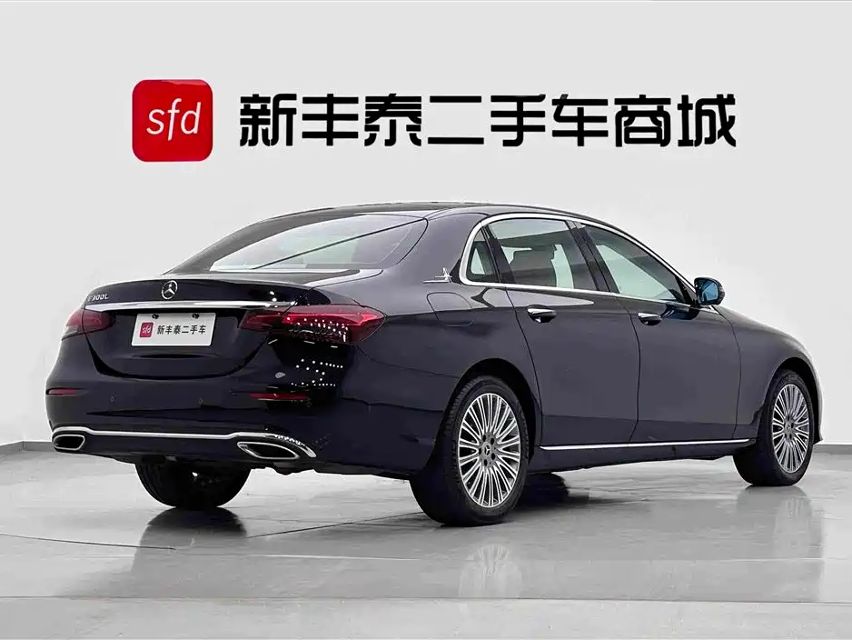 Mercedes-Benz E-Class — миниатюра 5
