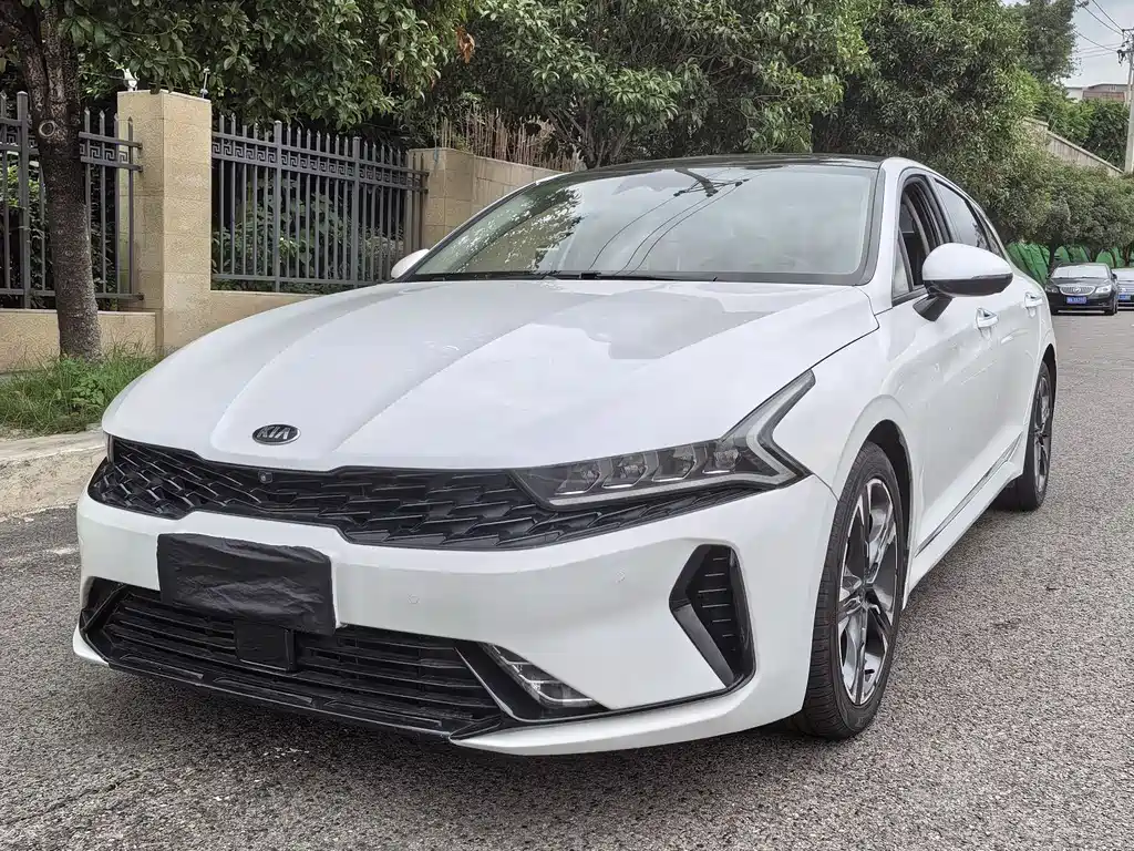 KIA  K5