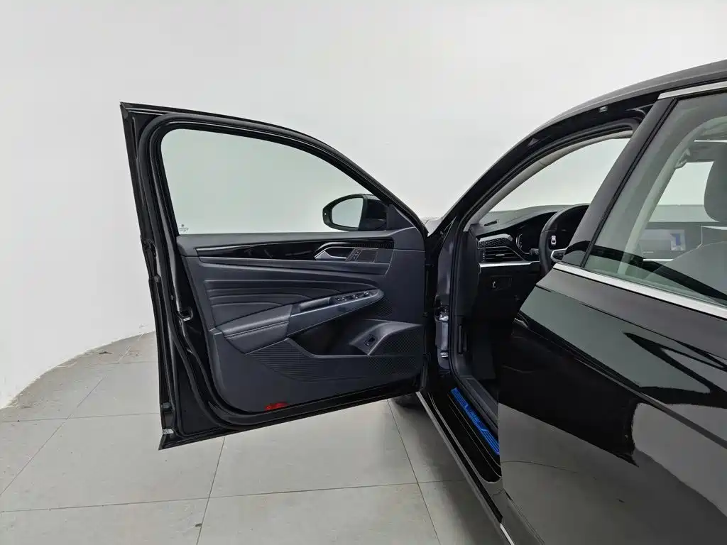 Volkswagen Passat — миниатюра 8