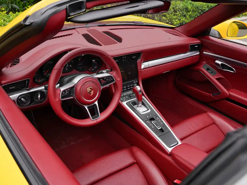 Porsche 911 Targa 4 3.0T, фото 5