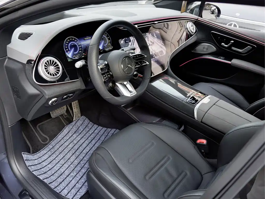 Mercedes-Benz EQS AMG — миниатюра 10