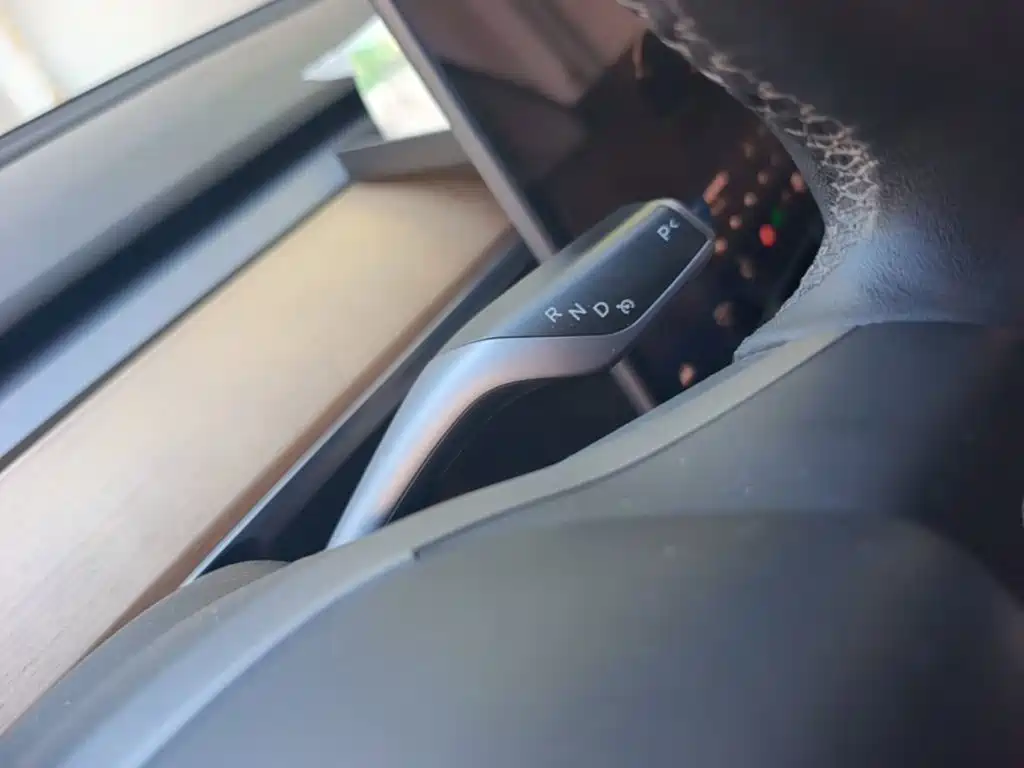 Tesla Model 3 — миниатюра 14