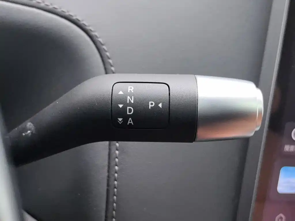 Li Auto Li L8 — миниатюра 13