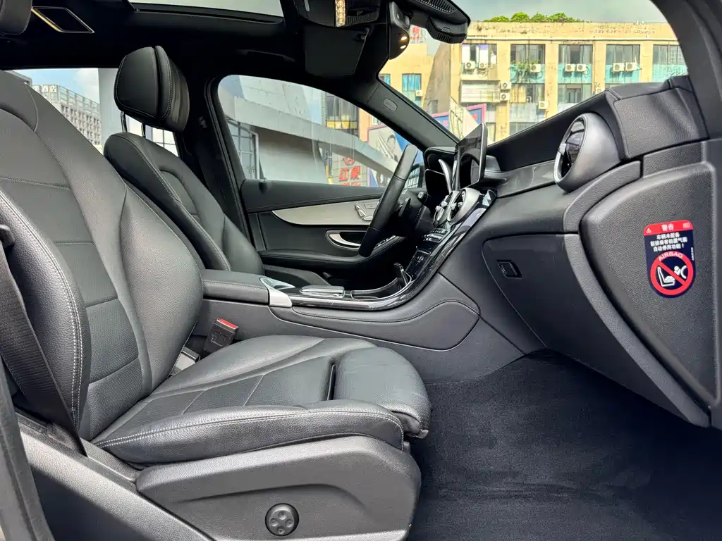 Mercedes-Benz GLC — миниатюра 12