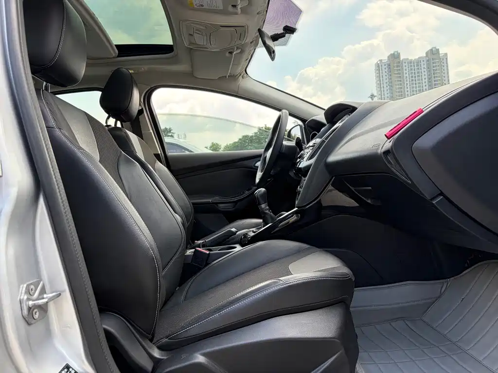Ford Focus — миниатюра 13