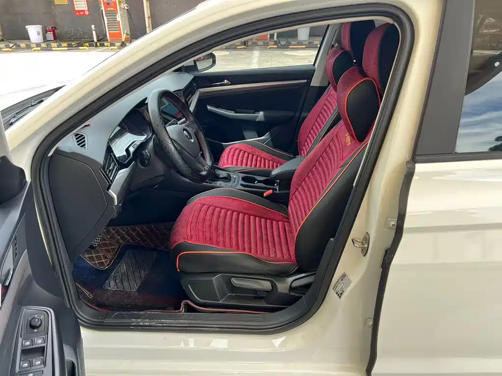 Volkswagen Bora — миниатюра 4