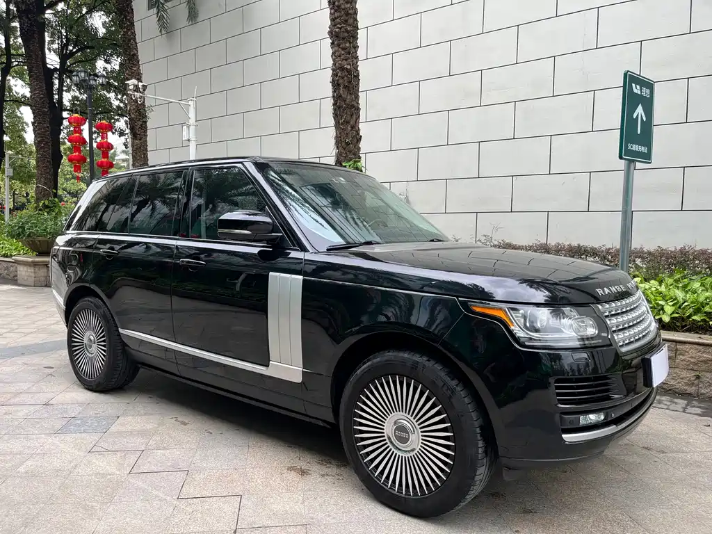 Land Rover Range Rover — миниатюра 2