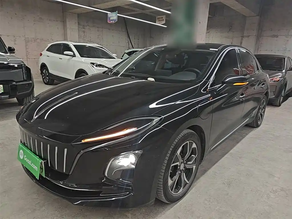Hongqi Hongqi E-QM5 2023