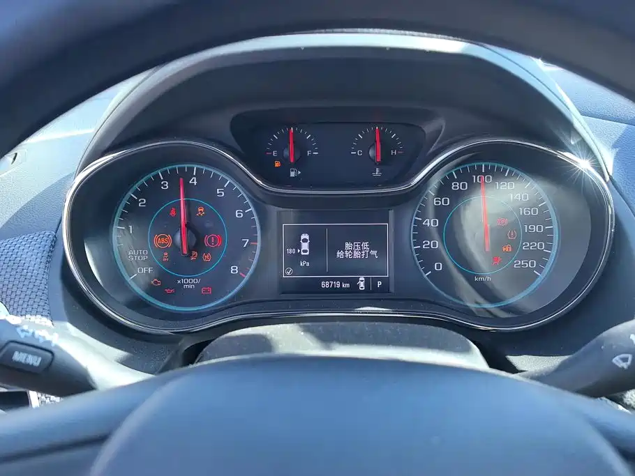 Chevrolet Cruze — миниатюра 14