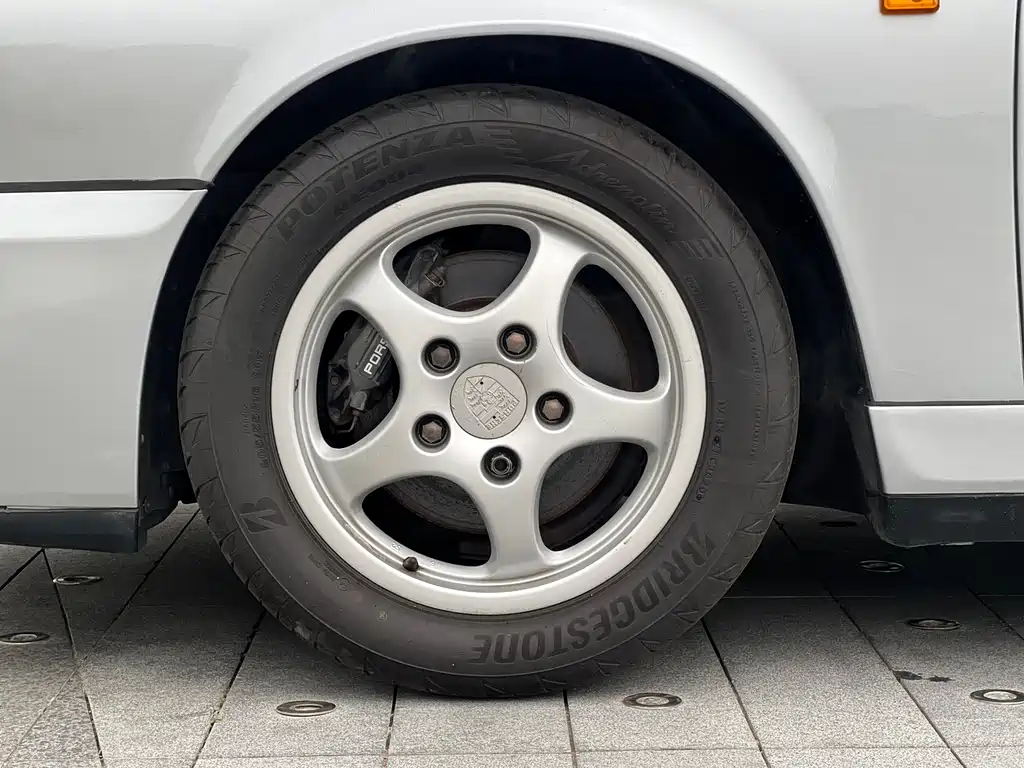 Porsche 911 1989 Carrera2 3.6L
