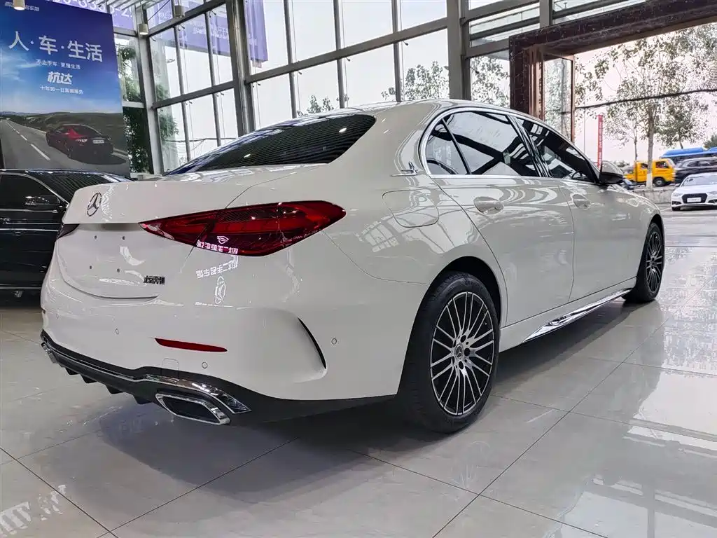 MERCEDES-BENZ C CLASS