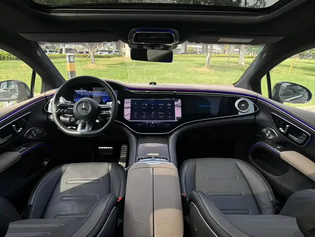 Mercedes-Benz EQS AMG — миниатюра 14