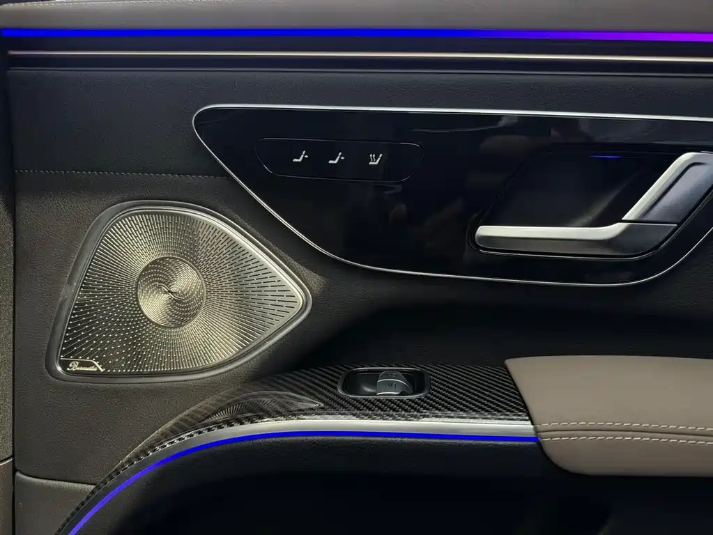 Mercedes-Benz EQS AMG — миниатюра 17