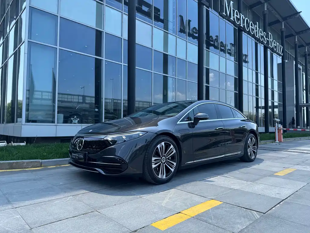 Mercedes-Benz EQS 2024