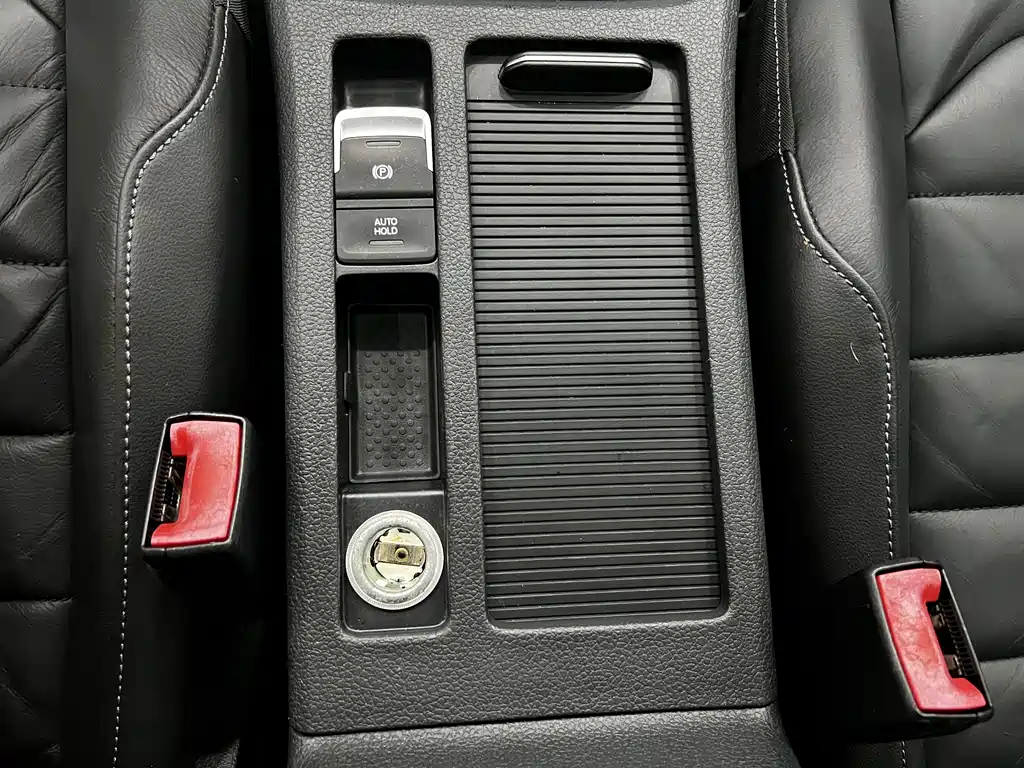 Volkswagen Golf — миниатюра 12