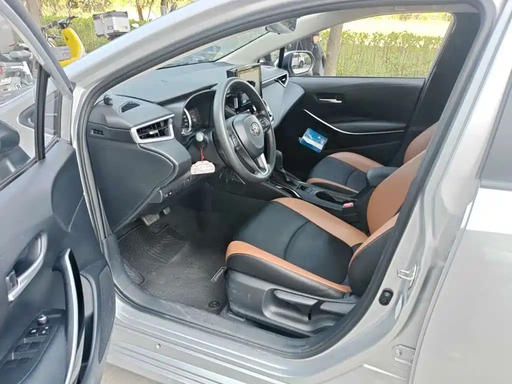 Toyota Corolla — миниатюра 4