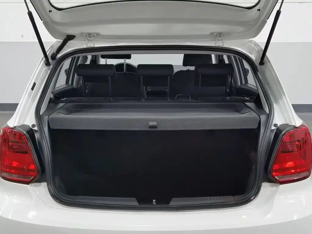 Volkswagen Polo — миниатюра 16