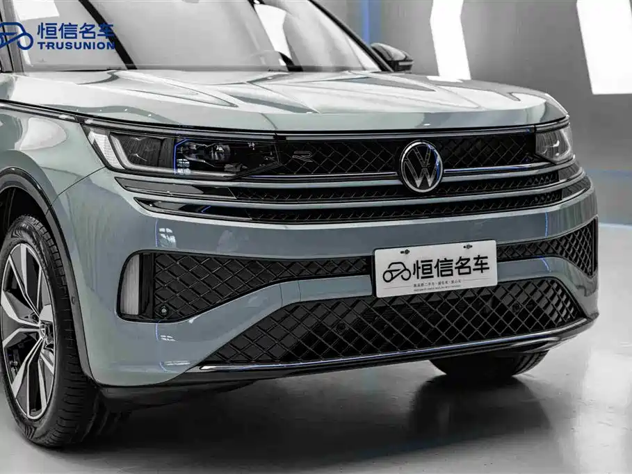 Volkswagen Tavendor 2023 380TSI R-Line