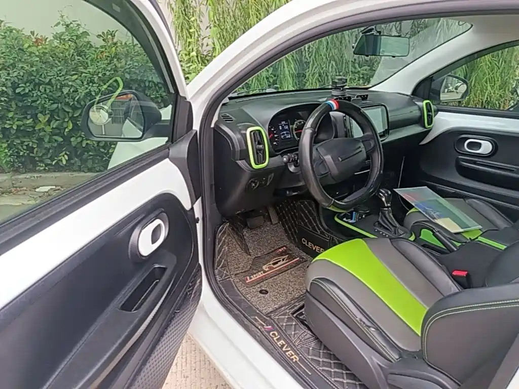 Roewe Clever — миниатюра 16