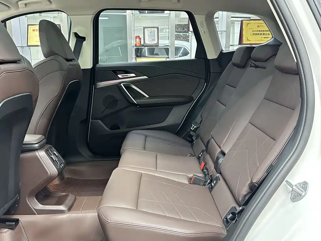 BMW X1 2025 sDrive25Li M Sport