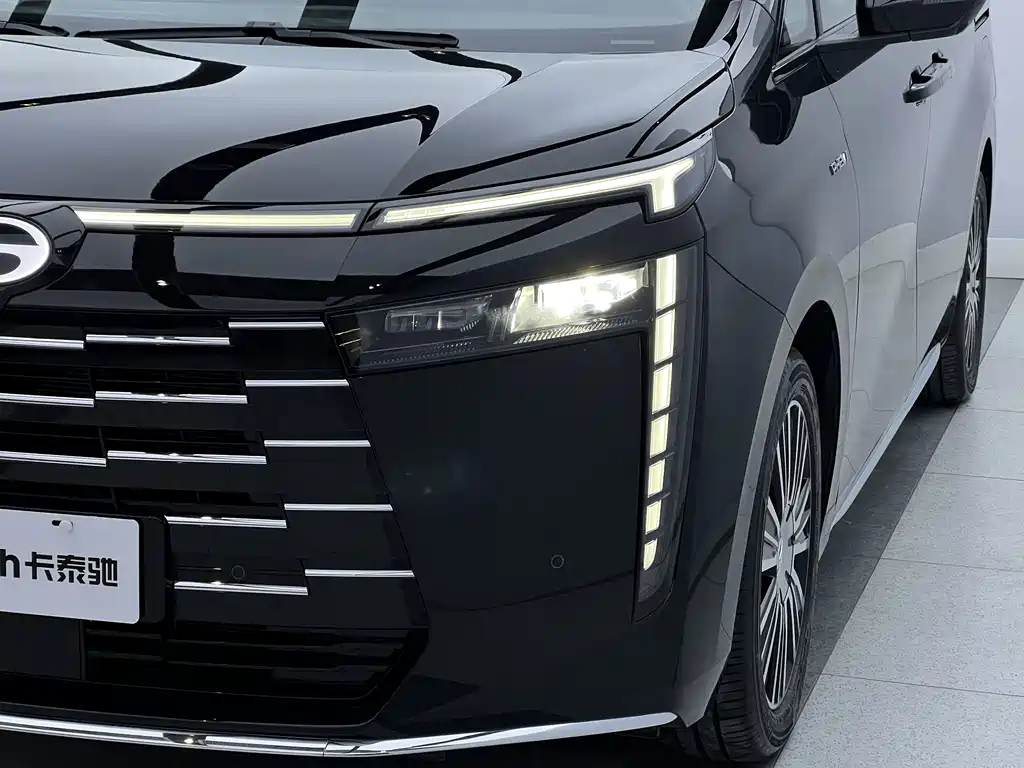 GAC TRUMPCHI E8 NEW ENERGY