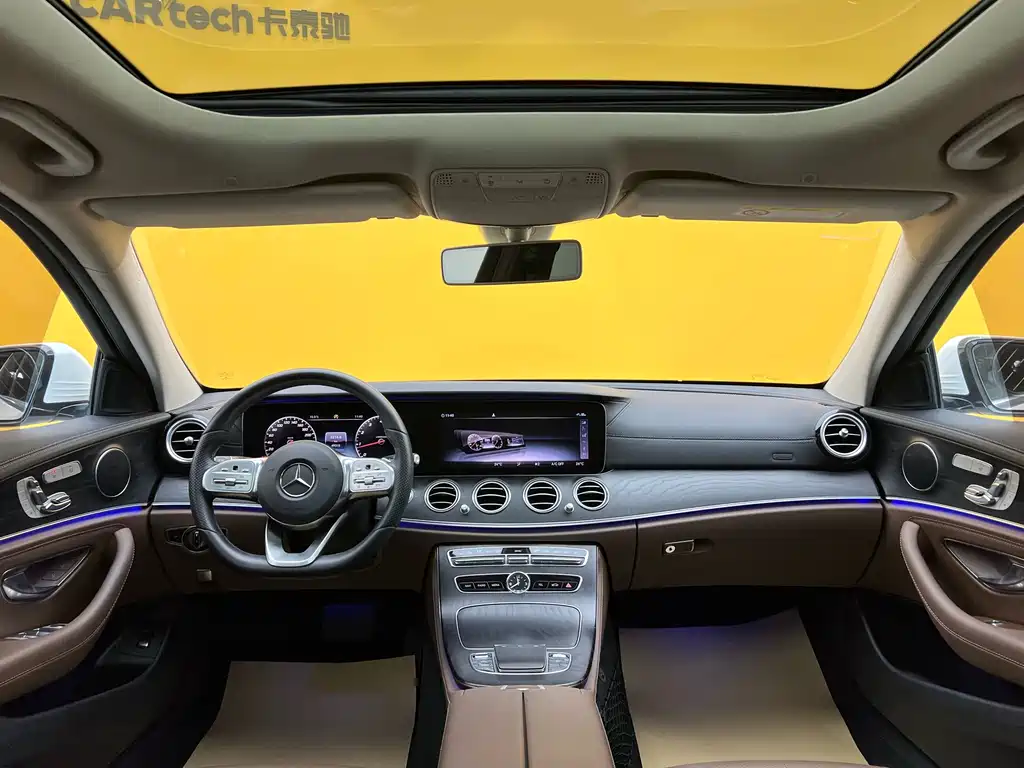 MERCEDES-BENZ E CLASS