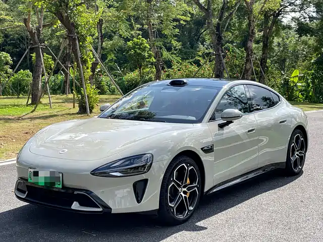 XIAOMI CAR XIAOMI SU7 2025