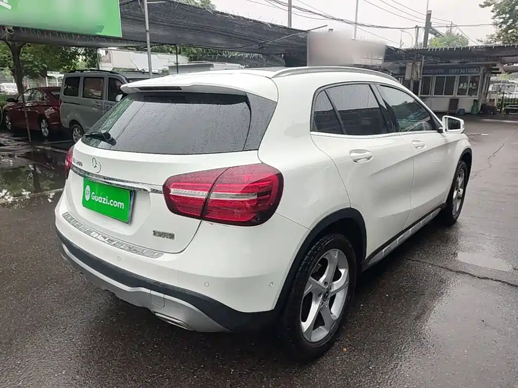 Mercedes-Benz GLA — миниатюра 7