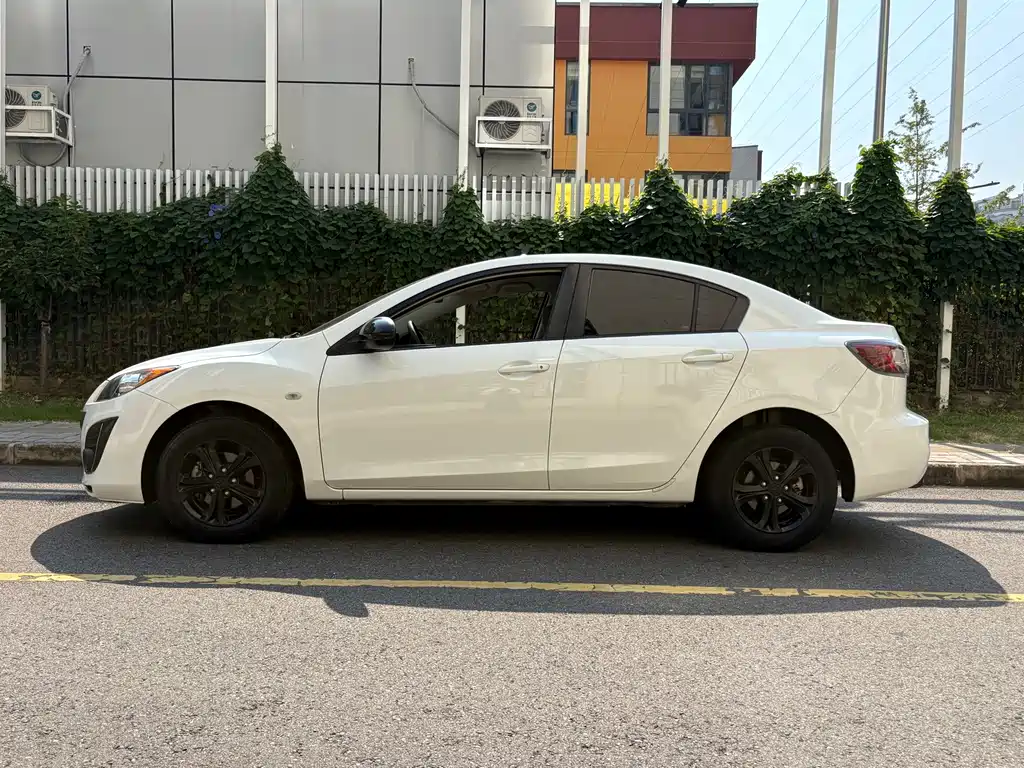 Mazda 3 Xingcheng — миниатюра 19