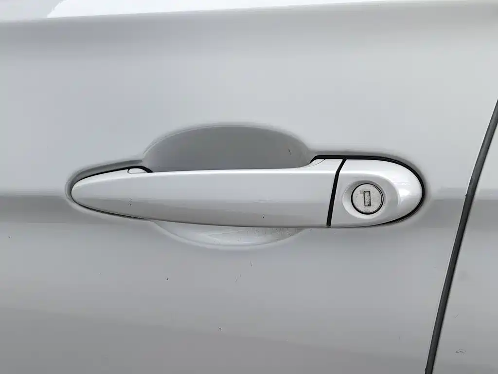 BMW 3 Series — миниатюра 18