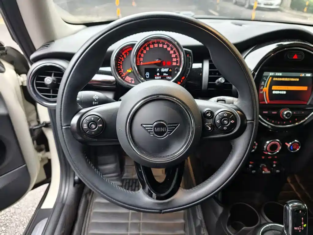 MINI Mini — миниатюра 7