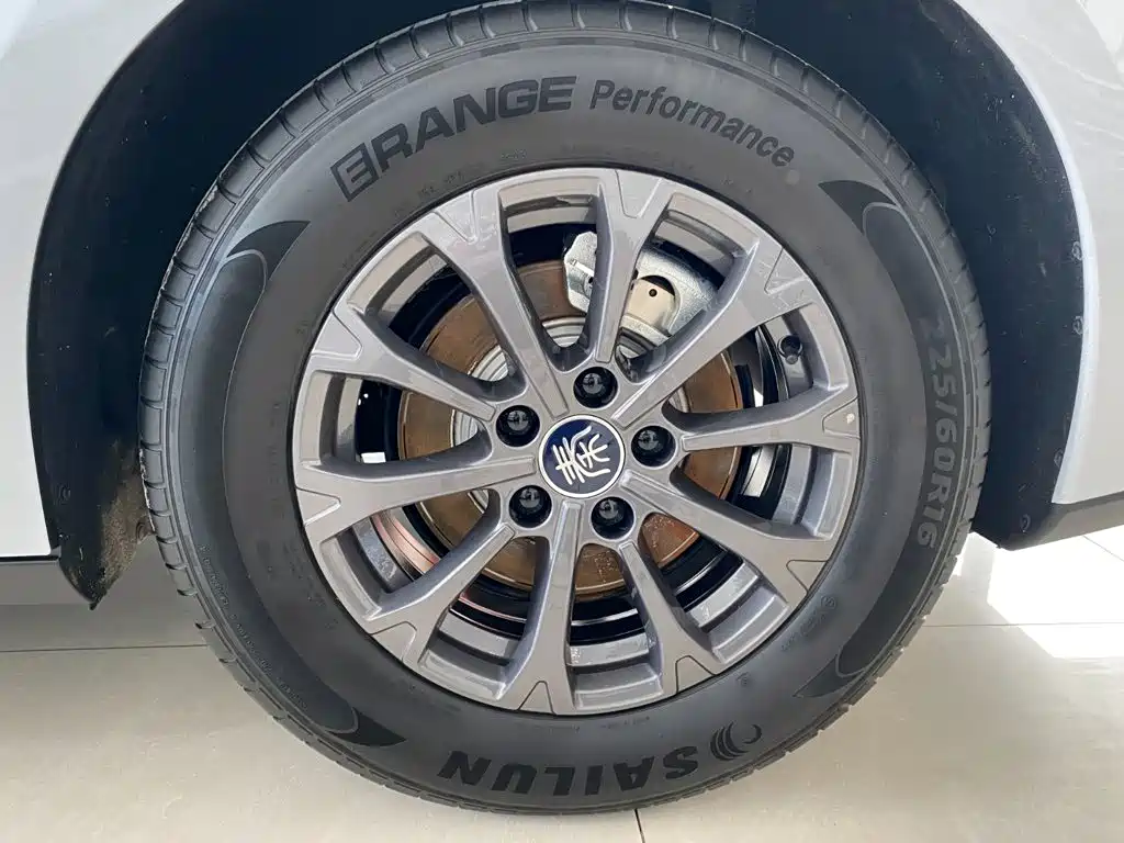 BYD Qin L — миниатюра 16