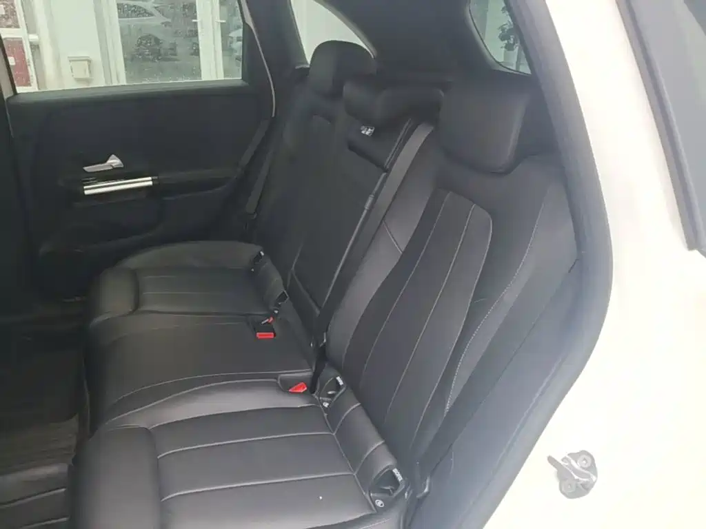Mercedes-Benz B-Class — миниатюра 17