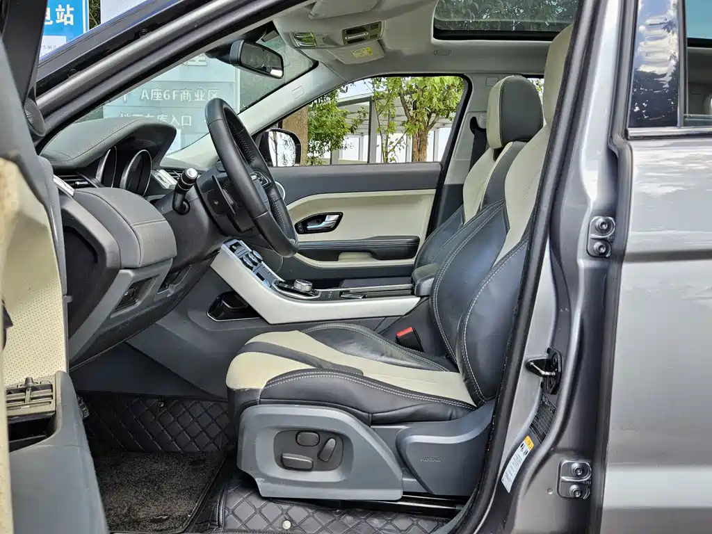 Land Rover Evoque (Import) — миниатюра 7