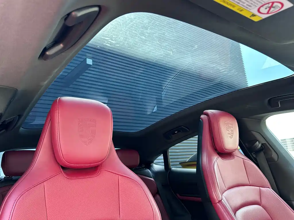 Porsche Taycan — миниатюра 14