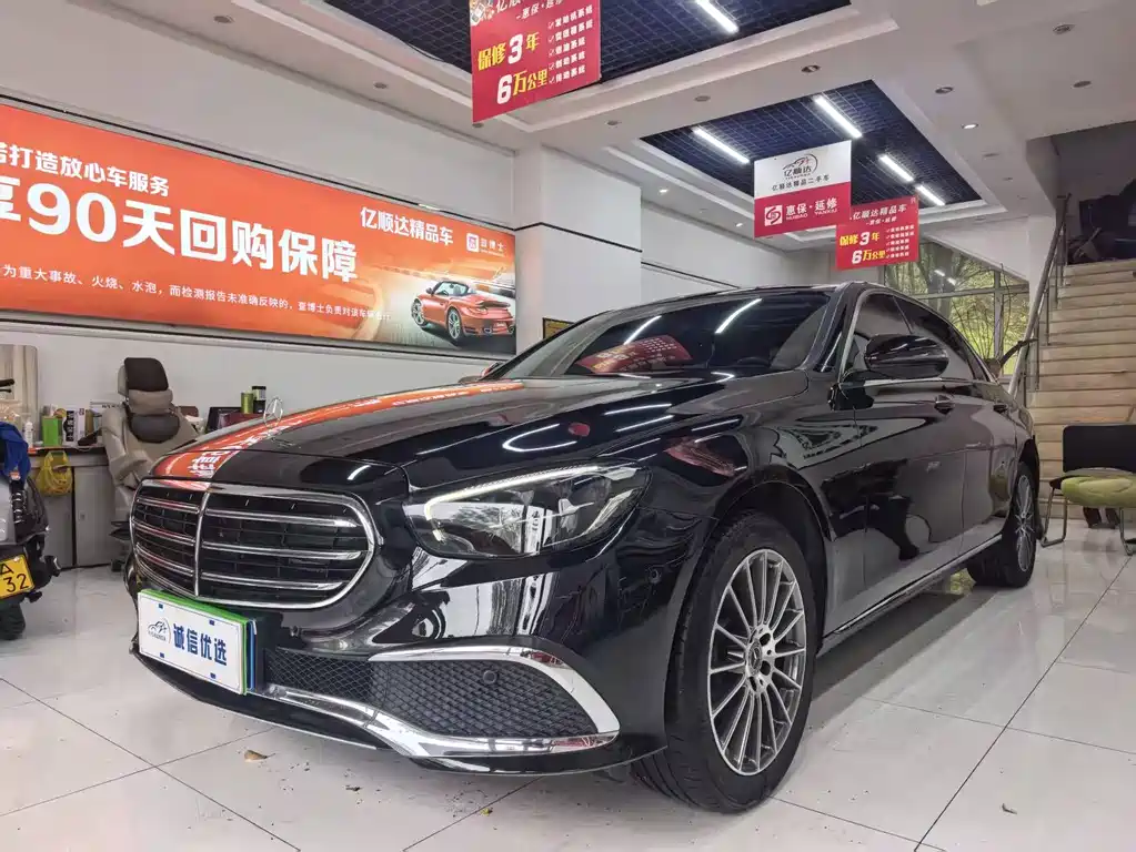 Mercedes-Benz E-Class E 2023 E 260 L 4MATIC