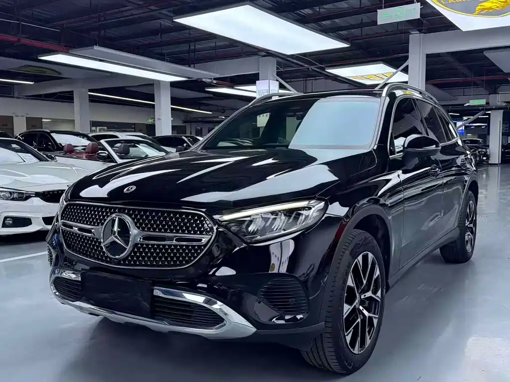 Mercedes-Benz GLC 2024 GLC 260 L 4MATIC 5 мест