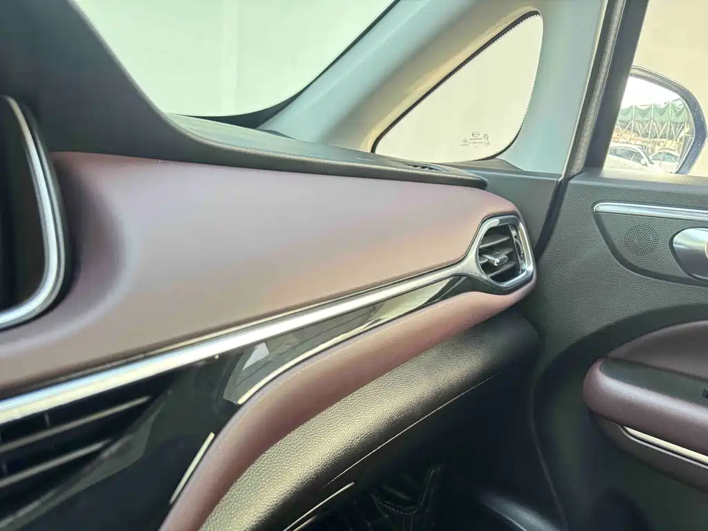 GAC Motor Trumpchi M6 — миниатюра 26