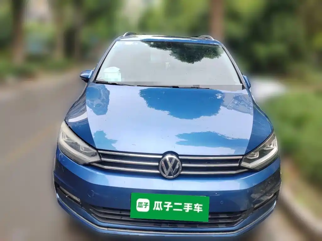 Volkswagen Touran — миниатюра 3