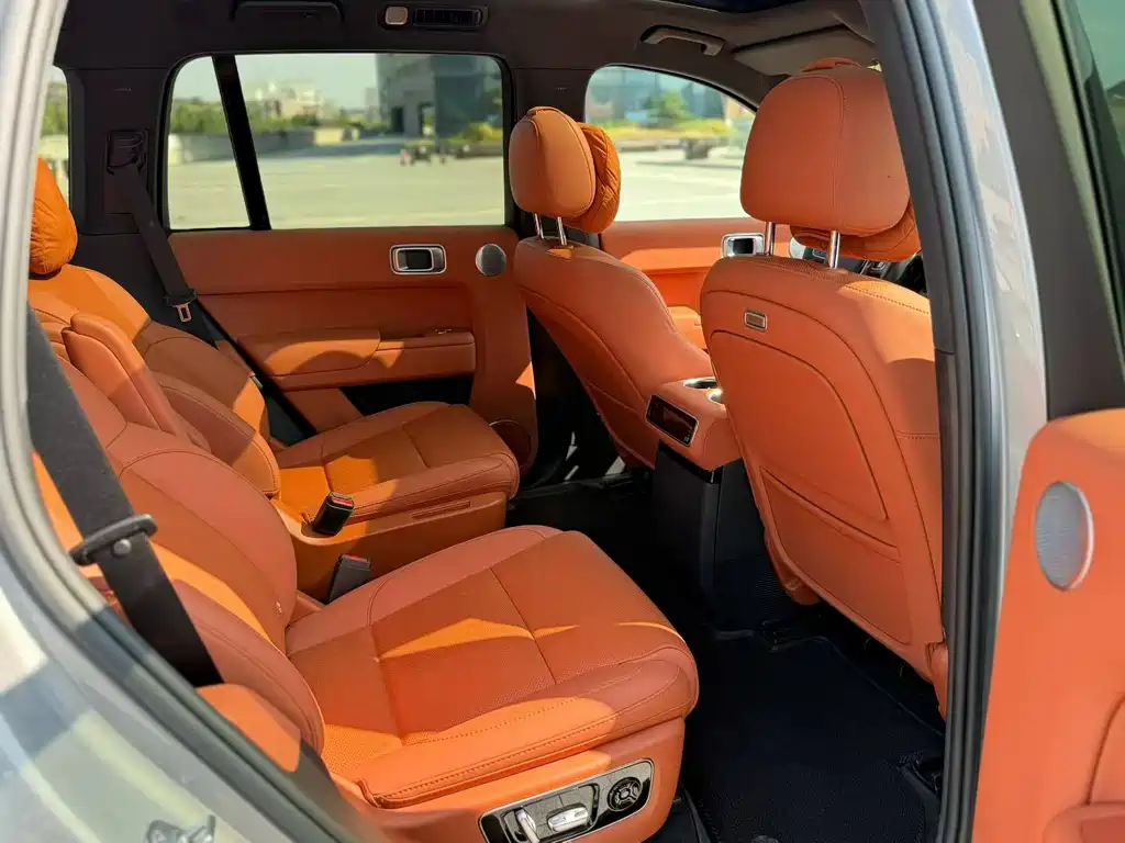Li Auto Li L8 — миниатюра 8