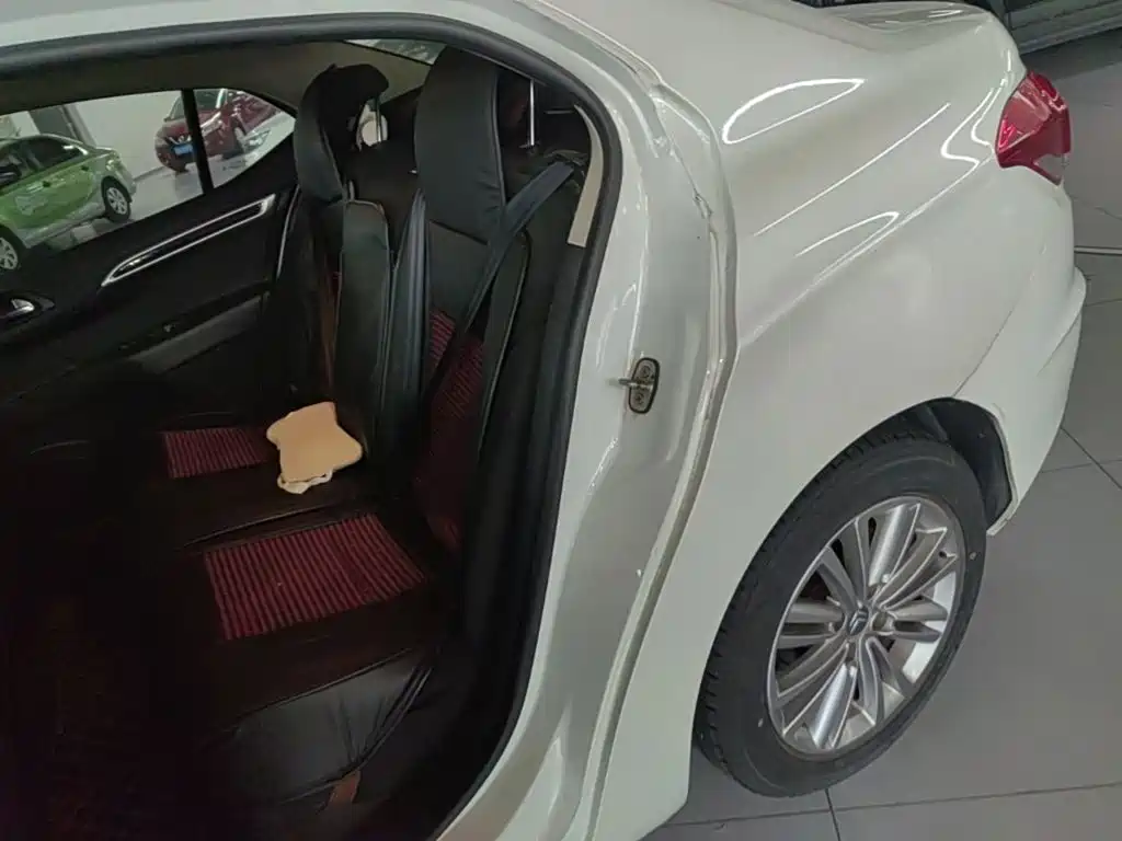 Citroen C4L — миниатюра 17