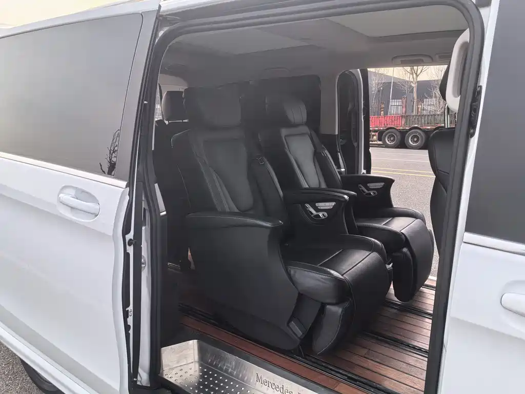 MERCEDES-BENZ V CLASS